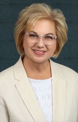 Dionne Neubauer